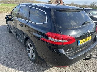 Peugeot 308 SW  1.2 E-THP  Automaat picture 6