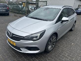 Opel Astra Sports Tourer 1.5 CDTI   ( Schadevrij ) picture 1