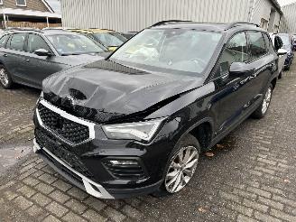 uszkodzony samochody osobowe Seat Ateca 1.5 TSI  Automaat Style Business Intense 2025/6