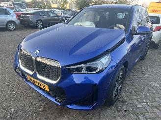 BMW iX1 E Drive 20 M Sport Edition  ( Nieuwprijs 58000,00 ) picture 1