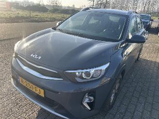 Kia Stonic 1.0 T-GDI  Hybrid Dynamic Line picture 1