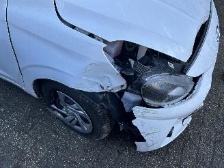 Hyundai I-10 1.0 Blue Comfort picture 4