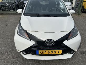 Toyota Aygo 1.0 VVT-i  X-Play picture 2