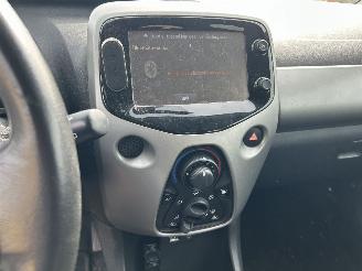 Toyota Aygo 1.0 VVT-i  X-Play picture 11