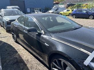 Tesla Model S Longe Range picture 4