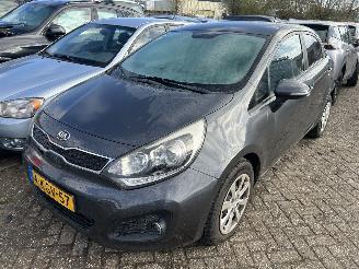 occasion passenger cars Kia Rio 1,2 CVVT Plus Pack 2013/5