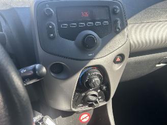 Peugeot 108 1.0  e-VTI  Active picture 9