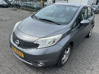 krockskadad bil auto Nissan Note 1.5 DCI Acenta 2013/11