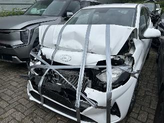 Unfallwagen Hyundai I-10 1.0i Blue Comfort 2023/9