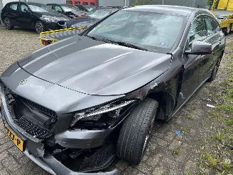 Mercedes Cla-klasse Shooting Brake 180 D Business Sol AMG  Automaat picture 1