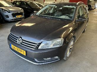 Unfallwagen Volkswagen Passat 1.6 TDI Stationcar 2012/6