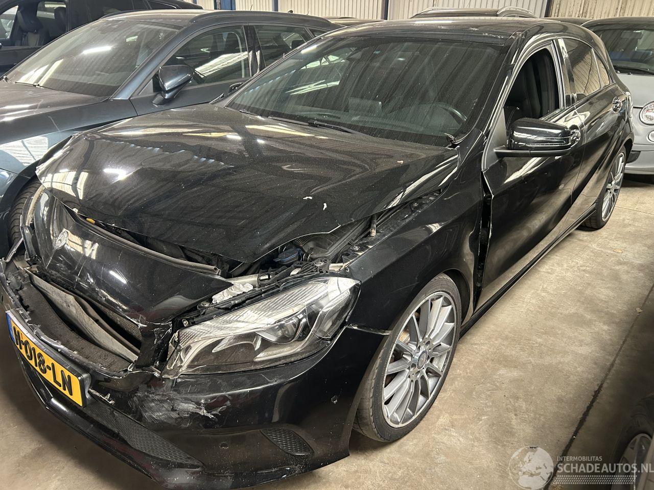 Mercedes A-klasse 220 CDI Automaat ( Panoramadak )
