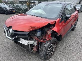 Avarii autoturisme Renault Captur 1.2 TCe X Mod   Automaat-Leer 2015/8