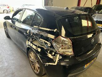 BMW 1-serie 116i   5  Drs picture 6