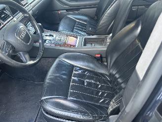 Audi A8 3.2 V6 FSI picture 7