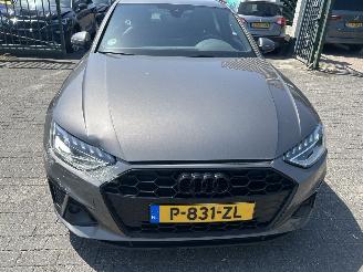 Audi A4 Avant 35 TFSI  Automaat  S-Line picture 2