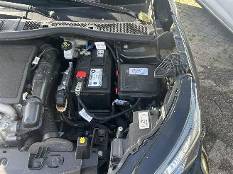 Peugeot 2008 1.2 PureTech 130 GT  Automaat picture 15