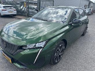 Damaged car Peugeot 308 1.2 PureTech  Allure Pack Business   5 drs 2023/7