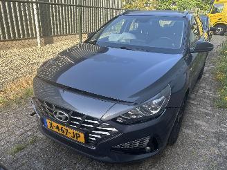 Auto incidentate Hyundai I-30 Stationcar 1.0 TGDI Hybrid Automaat Comfort 2023/12