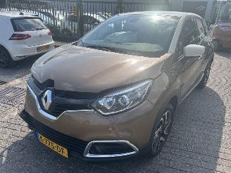 Auto incidentate Renault Captur 0.9 TCe  Iconic 2016/6