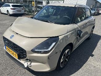  Suzuki Swift 1.2 Automaat Hybrid  Style  ( 3552 Km ) 2025/7