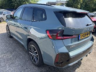 BMW iX1 xDrive  3.0 Launch Edition  67 kWh M pakket-Leer-Panoramadak picture 8