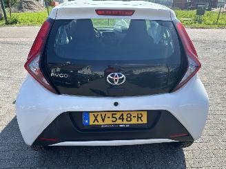 Toyota Aygo 1.0 VVT-i  X-Fun picture 6