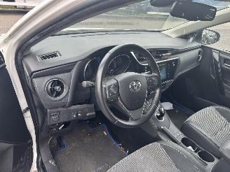 Toyota Auris Touring Sports 1.8 Hybrid Executive  Automaat picture 13