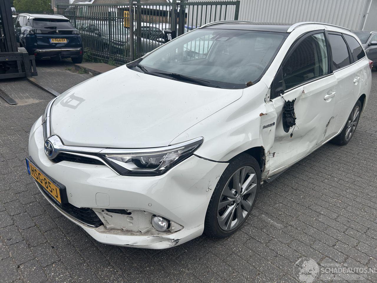 Toyota Auris Touring Sports 1.8 Hybrid Executive  Automaat