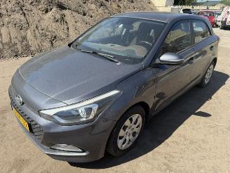 skadebil auto Hyundai I-20 1.2 HP i-Motion 2015/9