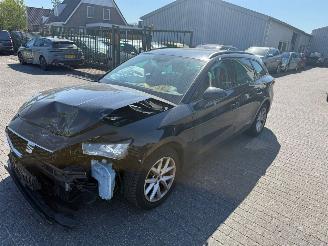 Seat Leon Sportstourer 1.0 eTSI Style Business  Automaat picture 1