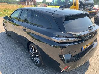Peugeot 308 SW 1.2 Hybrid  Automaat Allure  ( 632 Km )   nw prijs 42500,00 picture 7