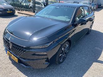 Unfallwagen Peugeot 308 SW 1.2 Hybrid  Automaat Allure  ( 632 Km )   nw prijs 42500,00 2026/7