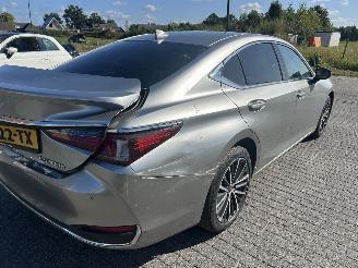 Lexus ES 300h Business Line  Automaat  ( Leer - Schuifdak ) picture 4