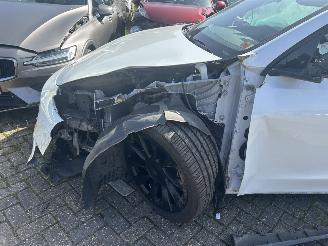 Tesla Model Y Bev Rear-Wheel Drive picture 2