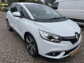 Renault Scenic 1.5 DCI  Intens  Automaat picture 3