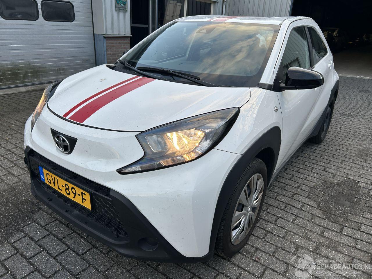 Toyota Aygo X 1.0 VVT-I Play