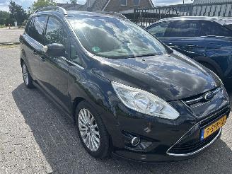 Coche accidentado Ford C-Max Grand 1.0 2013/11