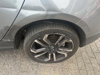 Volvo V-40 Cross Country  1.5 T3  Automaat picture 8