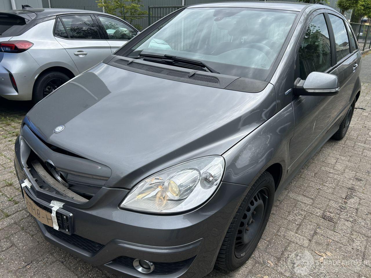 Mercedes B-klasse 180