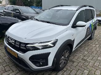Unfallwagen Dacia Jogger 1.0 TCe  Expression   (  LPG en 7 Persoons ) 2023/1
