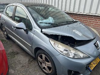 Peugeot 207 1.6  Automaat  5 Drs picture 3