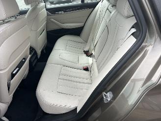 BMW 5-serie 530 i  Touring Automaat  High Executive Luxury picture 10