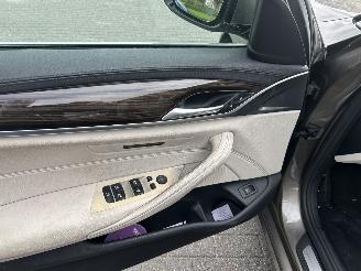 BMW 5-serie 530 i  Touring Automaat  High Executive Luxury picture 11