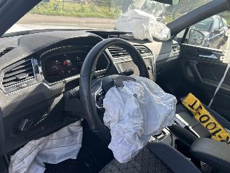 Volkswagen Tiguan 1.5 TSI  Automaat   R -Line  Business + picture 14