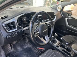 Kia Ceed Stationcar 1.5 T-GDI DynamicLine picture 15