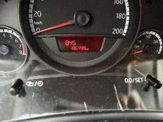 Volkswagen Up! 1.0   5 Drs picture 5