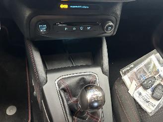 Ford Focus 1.0 Hybrid  Ecoboost  ST Line X  5 drs  ( Schadevrij ) picture 11