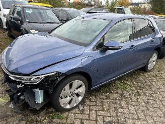 Schadeauto Volkswagen Golf 1.5 eHybrid Automaat Life Edition  5 Drs 2026/1