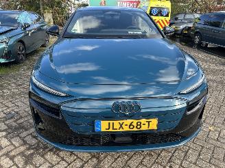 Audi A6 avant etron S Line Edition Automaat  ( Nieuwste Model )  nw prijs 74000,00 picture 2